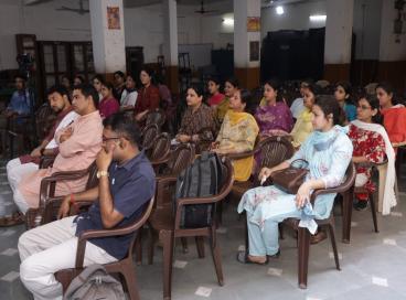 शिक्षक-प्रशिक्षण सम्मेलनम्