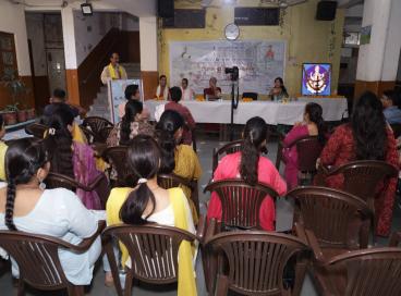शिक्षक-प्रशिक्षण सम्मेलनम्