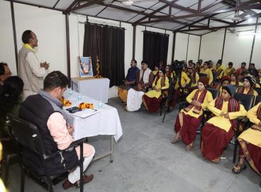 संस्कृतव्याकरणम् भाषाविज्ञानंच