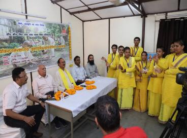 शोध-संगोष्ठी- पर्यावरणसंरक्षणाय वृक्षायुर्वेदस्योपयोगिता महत्त्वं च 